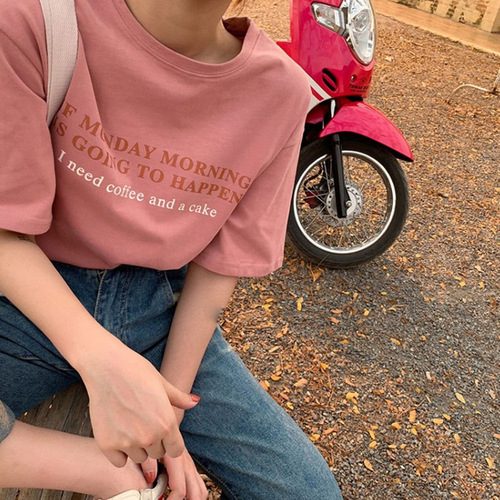 Korean version of letter printed loose short-sleeved T-shirt for women, summer casual top, student couple wear, bottoming shirt, women's trendy clothing