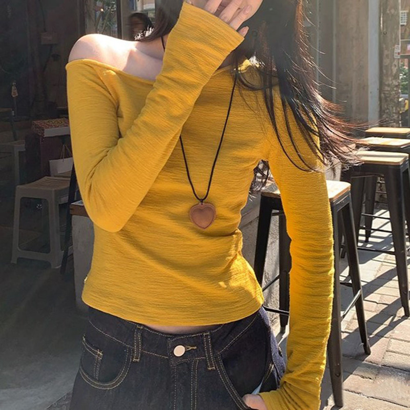 Yellow Off-Shoulder Long-Sleeved T-Shirt for Women in Spring New Style That Can Be Worn Outside, Slim-Fitting Inner Layering Shirt, Pure Off-Shoulder Top Yellow Off-Shoulder Long-Sleeved T-Shirt for Women in Spring New Style That Can Be Worn Outside, Slim-Fitting Inner Layering Shirt, Pure Off-Shoulder Top