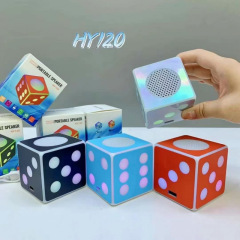 外国貿易新モデル HY120 ミニルービックキューブワイヤレス Bluetooth スピーカー屋外 RGB カラーライトカードギフトシングル小型スピーカー