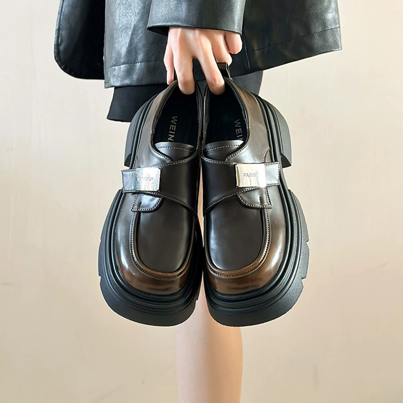 Маленькие кожаные туфли с металлической пряжкой Мэри Джейн женские 2024 новые толстые подошвы Mayard британские ботинки в стиле Lefu весной и осенью одиночные туфли