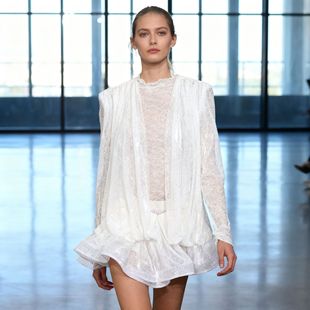 法式名媛聚會禮服2025秋季新款深V領長袖荷葉邊純色蕾絲連衣裙 女