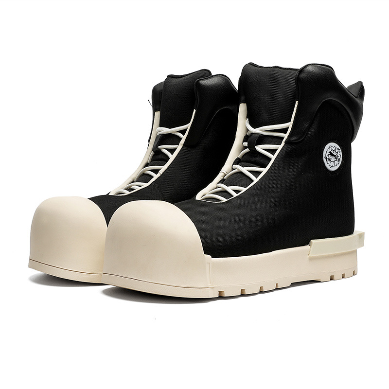 2024新型ミッキーの大きい靴のキャンバスの厚い底が高くなります。