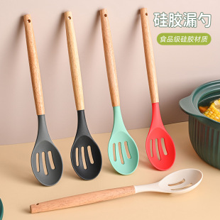 Factory in stock household kitchen silicone noodle spoon kitchen silicone colander draining oil drain filter spoon