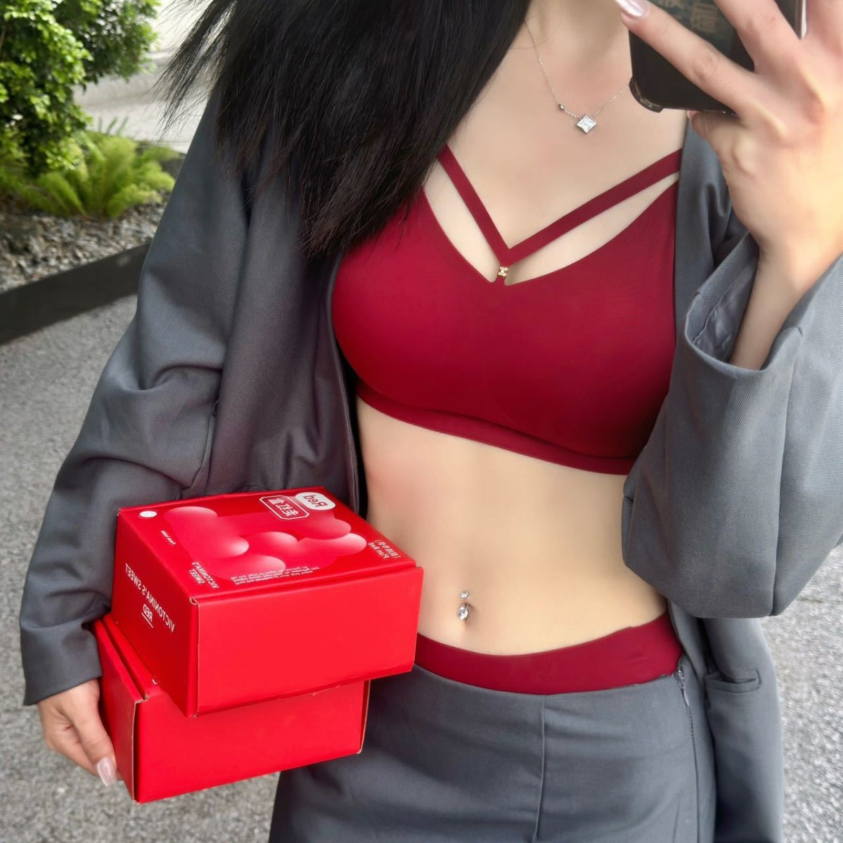 2520 럭키 레드 컬러 속옷 세트 가슴 패드 웨딩 레드 브라 팬티 선물 상자와 함께 새로운 여성의 해