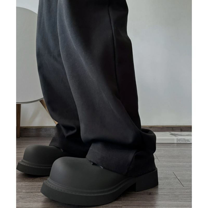 화이트 더비 신발 남자 신발 2024 새로운 여름 두꺼운 솔 증가 큰 머리 미키 남자 캐주얼 라운드 발가락 가죽 신발