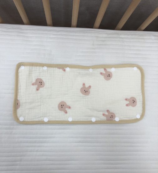 新生児の赤ちゃんの綿の4層のガーゼの手押し車の手すりの保護カバーの子供のよだれの赤ちゃんのシートは噛みます。|undefined