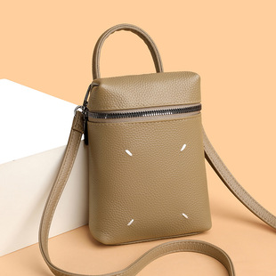Crossbody Bag for Women, New Fashion, High-End Genuine Leather Mobile Phone Bag, Versatile Temperament, Small Square Bag, Textured Commuter Shoulder Bag