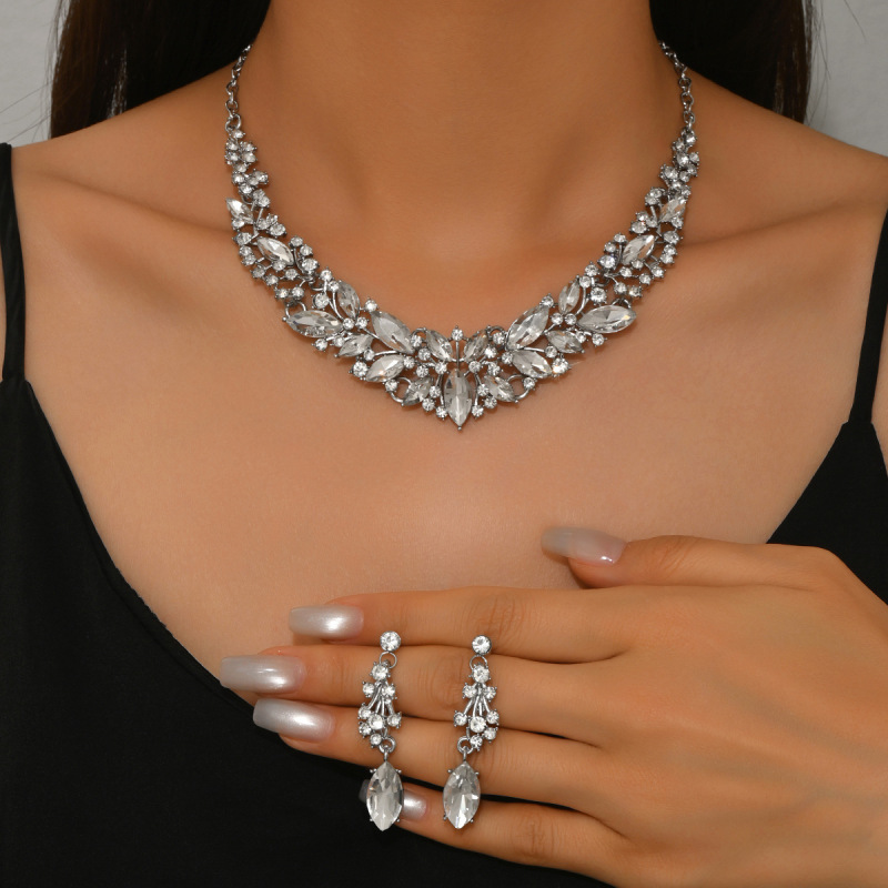 Cross-Border Hot-Selling Bridal Wedding Dress Jewelry Set Elegant Diamond Flower Necklace Earrings for Women Jewelry Se