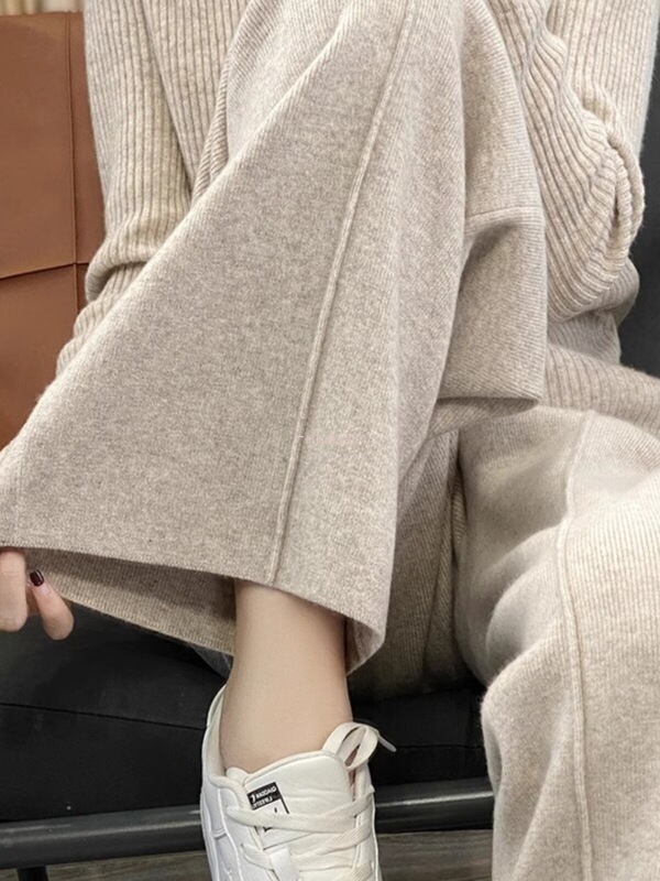 2026 Autumn Season New Thickened Wool Pants for Women, Loose Wide-Leg Pants, Slimming Straight-Leg Warm Outerwear Long Pants