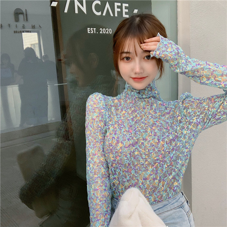 砕花百合底シャツ上着女子秋冬長袖修身高襟内に新型2025年tシャツinsブーム