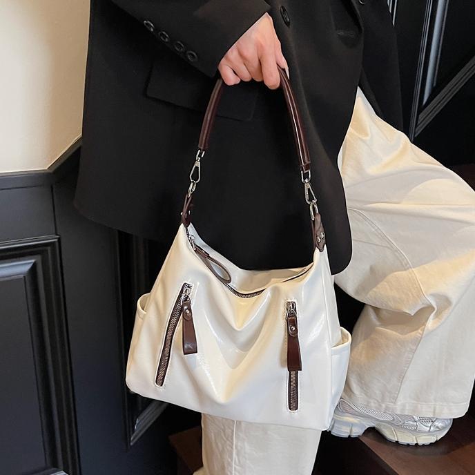 Bolsos de gran capacidad para mujer 2025 nuevo bolso de súper fuego de comercio exterior Bolso de axila de un solo hombro de varios bolsillos