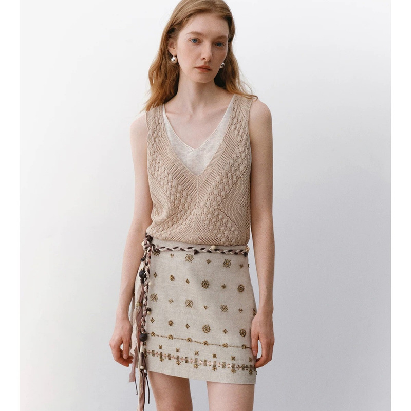 Crochet Fake Two-Piece Vest, New Spring/Summer Versatile Light Khaki Fashionable Casual Korean-Style Top for Women Crochet Fake Two-Piece Vest, New Spring/Summer Versatile Light Khaki Fashionable Casual Korean-Style Top for Women
