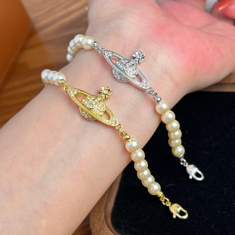 High-End Luxury Style Full Diamond Saturn Empress Bracelet with Pearls, Exquisite Craftsmanship, High-End Feel, Niche and Unique Design