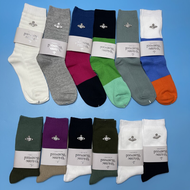 Japanese queen mother color matching double needle pit strip Saturn logo embroidery hand-stitched decorative diamond women's fashion pile socks