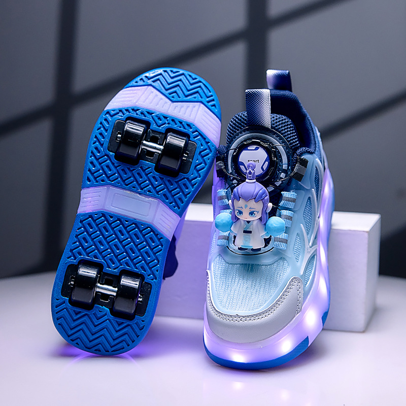 Nezha cuatro ruedas deformación zapatos de ruedas para niños recargables de patinaje de ocho ruedas al por mayor zapatos deportivos para niños