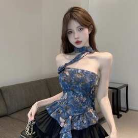 法式蝴蝶花朵夏季辣妹一字肩挂脖短款绝美上衣外穿印花抹胸背心女