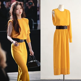 连衣裙;时尚休闲套装;毛衣