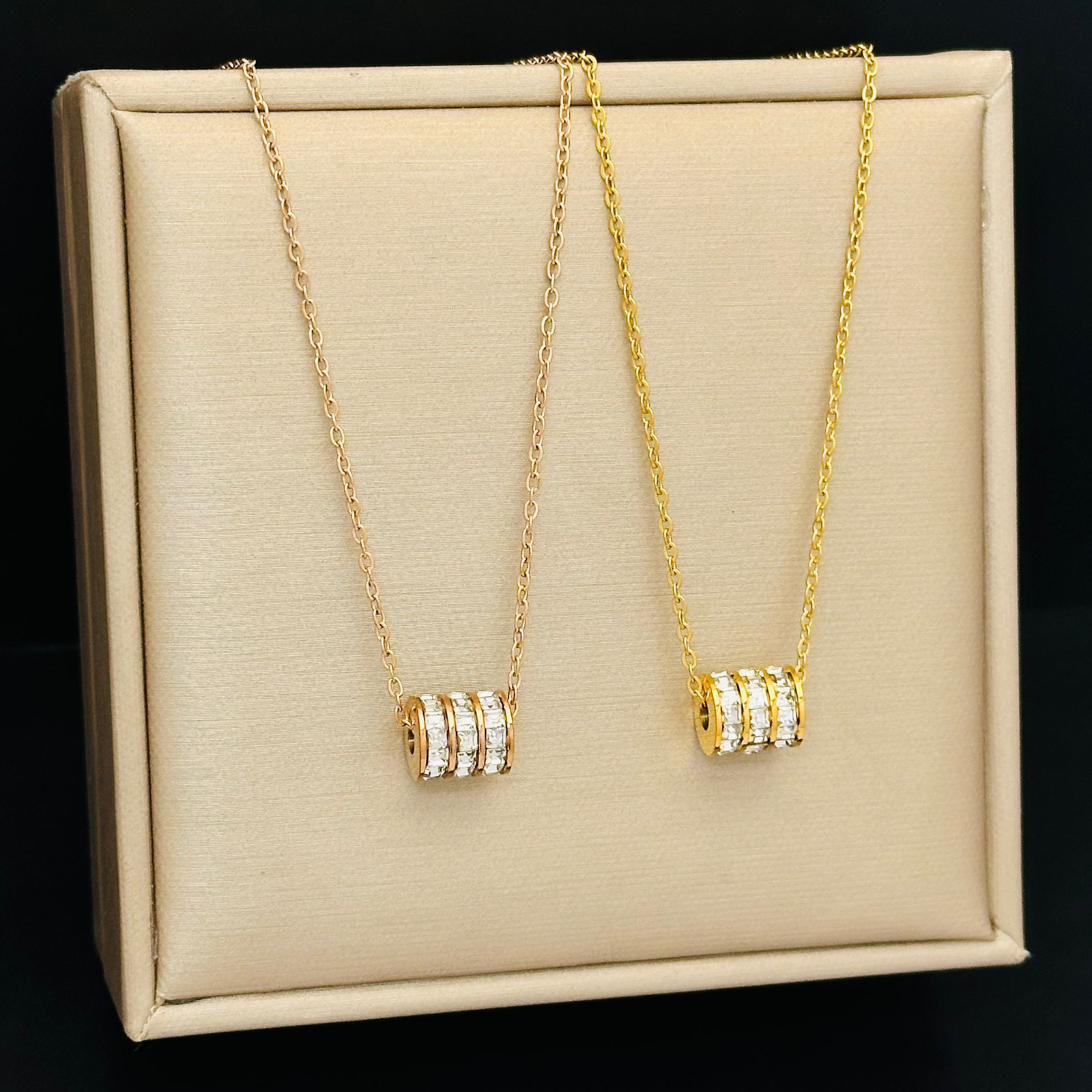 Nuevo collar de acero de titanio red de las mujeres Cadena de clavícula no se desvanece nicho pequeña cadena de la cintura personalidad simple temperamento joyería de moda