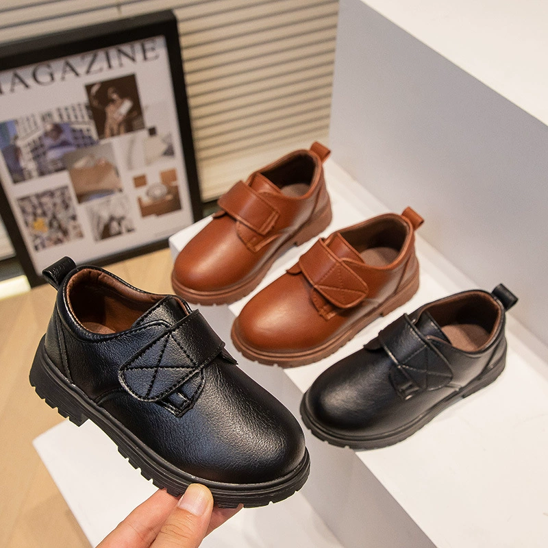 Детская обувь для выступлений на мягкой подошве, Маленькая кожаная обувь на флисовой подкладке, Британский мужской студенческий стиль, обувь для больших выступлений для мальчиков, черная кожаная обувь оптом