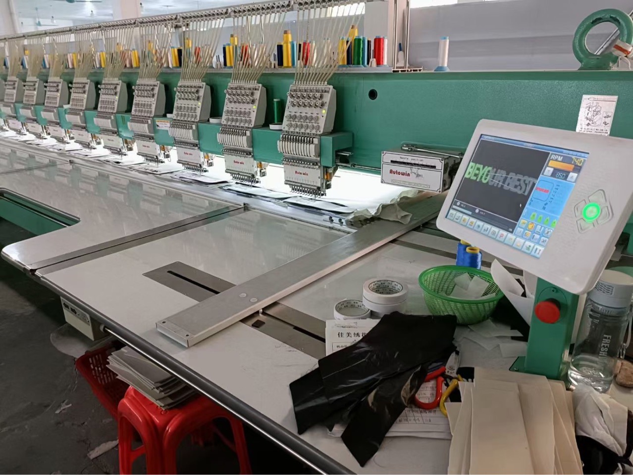 高速品牌绣花机，2019年启创，傲宇