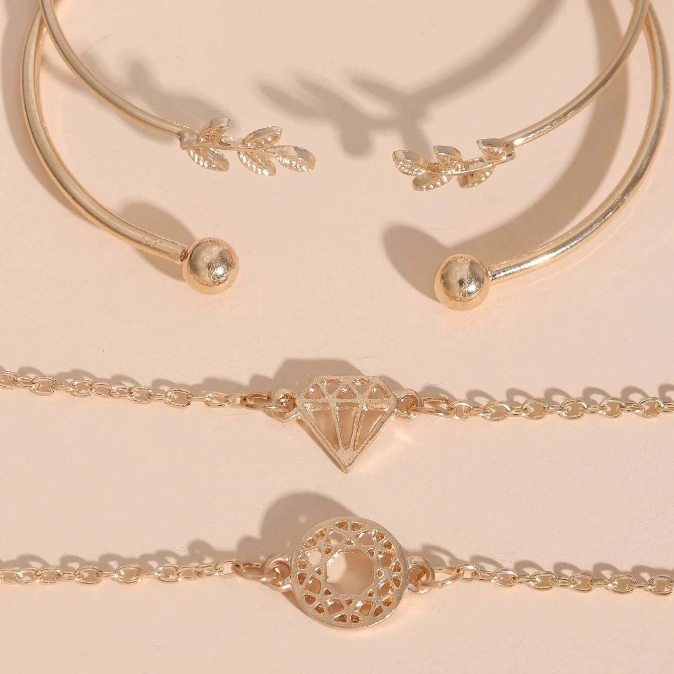 Diamond bracelet, accessory, universal set, simple and elegant design, 4 pieces