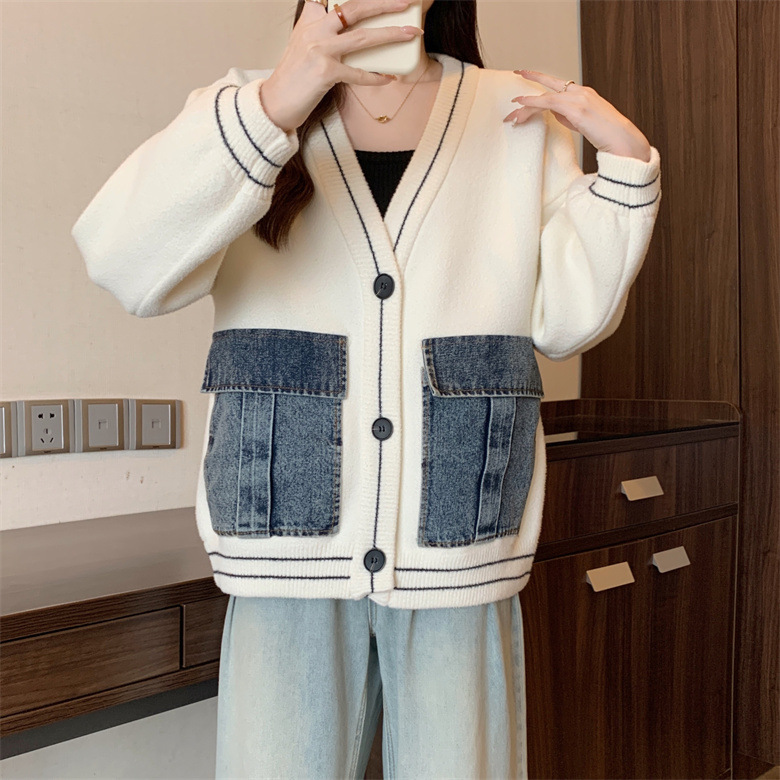 Japanese and Korean Style Denim Pocket Patchwork Cardigan Sweater for Women, New Autumn and Winter Loose V-Neck Casual Lazy Knit Jacket