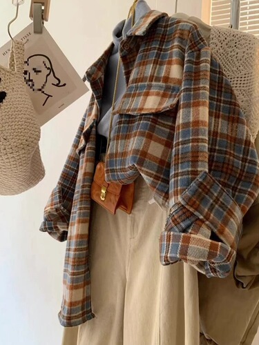 Contrast-color plaid woolen shirt for women's autumn and winter new style retro stacked inside plaid shirt lapel top