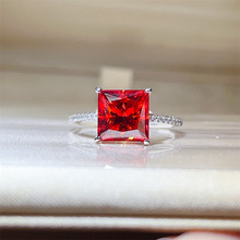 红色公主方5克拉莫桑石戒指欧美跨境气质优雅女钻戒厂家直供批发