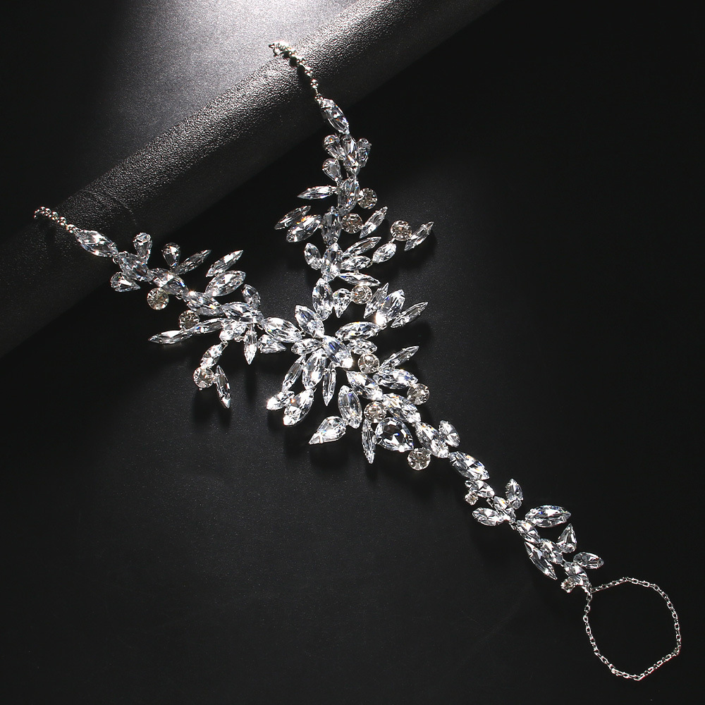 Ventas transfronterizas de tobillas en forma de hojas retro diamante tobillas de dedo de playa accesorios multifacéticos tobillo de mujer