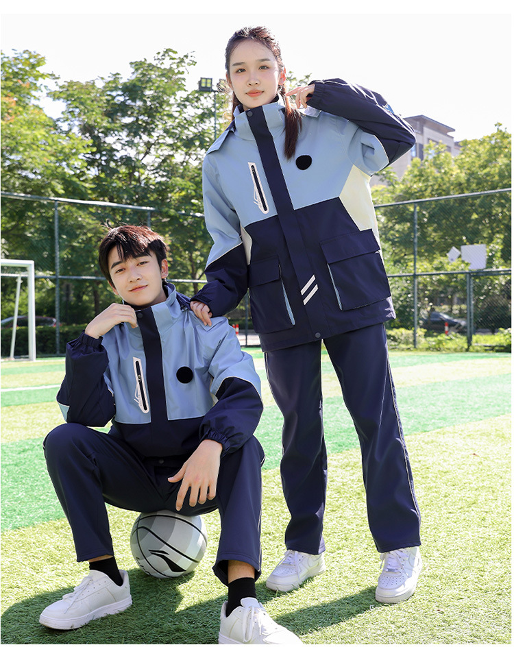 Uniforme de invierno de estudiantes de primaria y secundaria a prueba de viento calentamiento deportivo de ocio tres piezas de ropa de clase personalizada gruesa