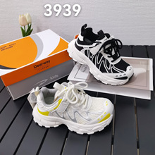 �¶���ͯЬ2026�����¿�͸��˫���ϵ�Ь��ͯ�ٴ��˶��ܲ�Ь��3939