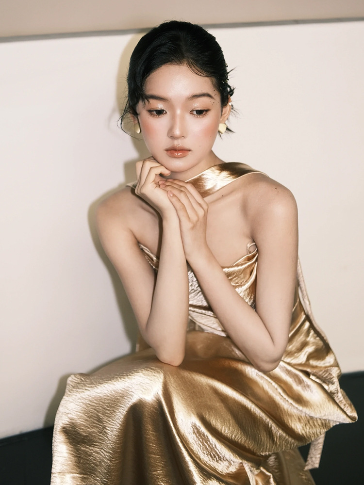 Champagne Gold Strapless Morning Robe Glossy Niche Wedding Engagement Toasting Dress New 2026_ecoleips.com