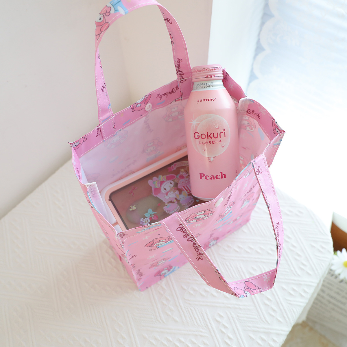 Japanese waterproof handheld lunch box for traveling