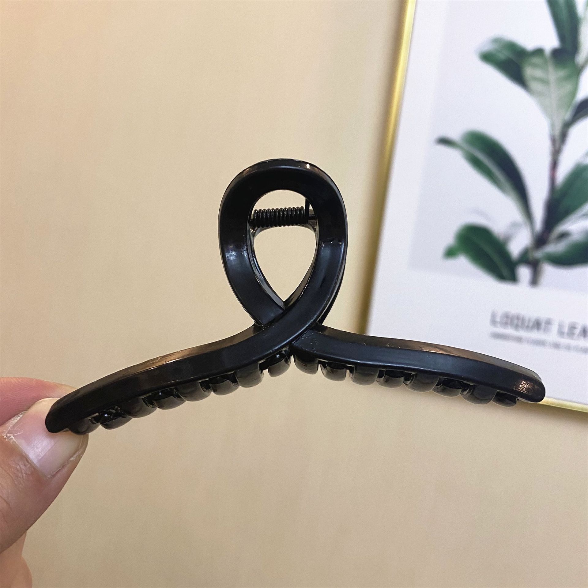 Elegante temperamento tocadillo de gran tamaño agarrar pinzas de cabello acrílico cabeza de mujer agarrar pinzas de cabello nuevo verano