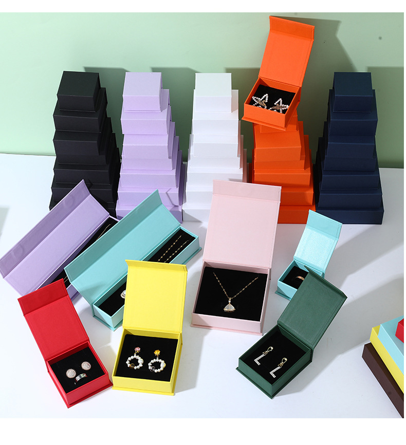 Cardboard Material Solid Color Pattern Casual, Elegant, Lady Style 1 Piece Cardboard Casual Elegant Lady Holiday Banquet Selfie Solid Color Jewelry Boxes