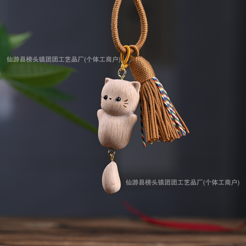 メーカー卸売ブナ材猫キーホルダー招き猫バッグペンダント漫画ハンドルアクセサリーアクセサリーペンダント|undefined