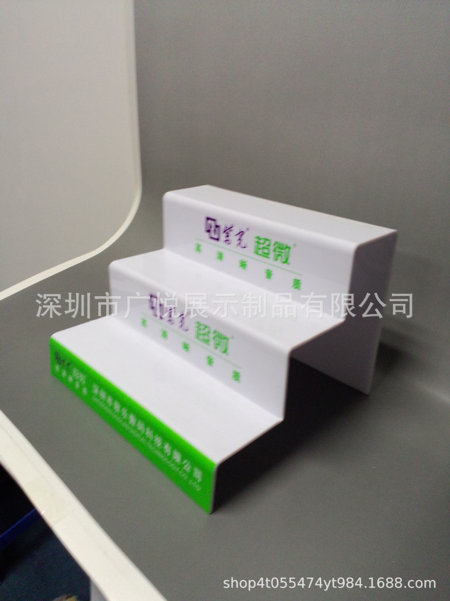 厂家供应智能蓝牙音响亚克力展示架梯形上下台阶式精美宣传摆放架