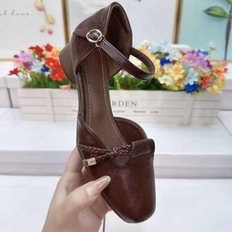 Fada de explosión de verano con sandalias de talón grueso 2026 cómodas no cansadas pie versátil con sandalias francesas para mujeres