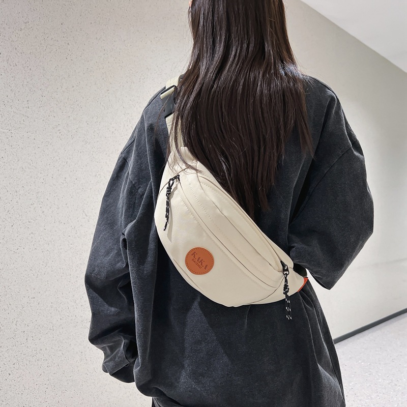 2023 bolsa de pecho de pareja simple bolsa de mensajero estudiante de moda bolsa de moda de color sólido compras viajes ins mismo bolso de pecho de moda
