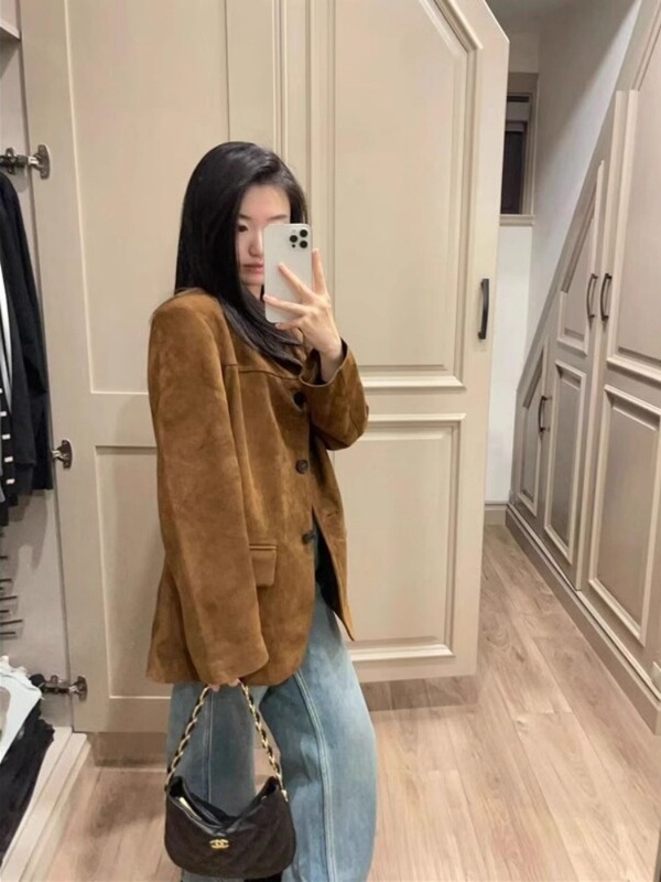 美拉德复古棕色皮衣外套女秋季2025新款感宽松麂皮绒西装上衣|undefined