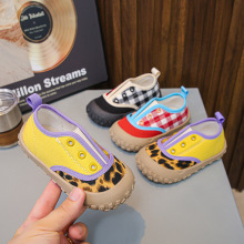 2025秋季新款一脚蹬帆布鞋韩版拼接撞色宽版圆头幼儿园室内外鞋子