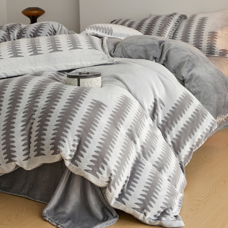 Cuatro piezas de cubierta de edredón tallado invierno más seda de coral de leche sábanas de edredón cama de cama de cama caliente