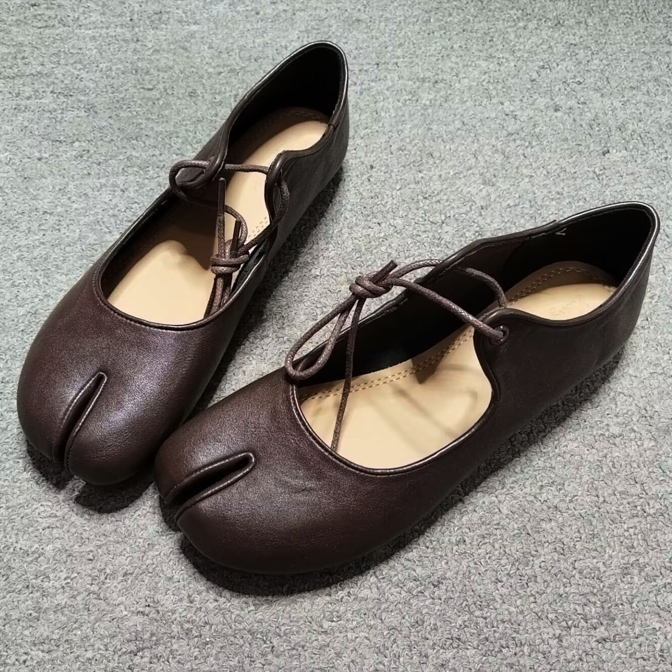 Women's Split-toe Butterfly Strap Mary Jane Ballet Flat Shoes_voghion.com