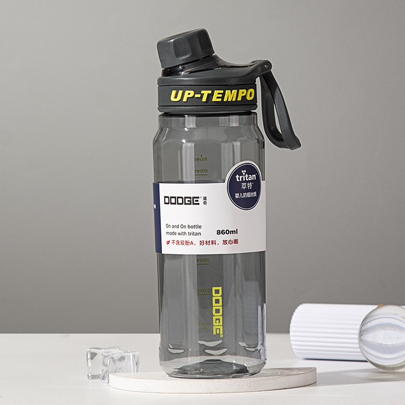 Botella deportiva de gran capacidad Xile Dodge, material Tritan, con asa portátil, ideal para gimnasio o viaje.