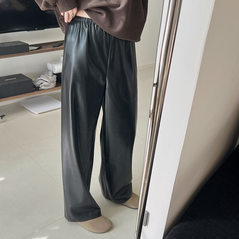 PU Protein Leather Pants Women's Straight Autumn and Winter Thin Velvet High-grade Drop Rose High Waist Wide Leg Casual Trousers PU Protein Leather Pants Women's Straight Autumn and Winter Thin Velvet High-grade Drop Rose High Waist Wide Leg Casual Trousers