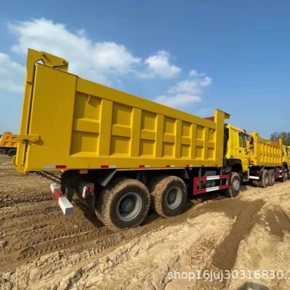 25吨中国重汽豪沃6x4自卸车出口加纳18953179828