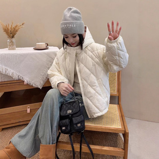 �W�nŮ�b�����¿��n�挒�����e�ٴ��@������Ů�Ӻ��������θ�����