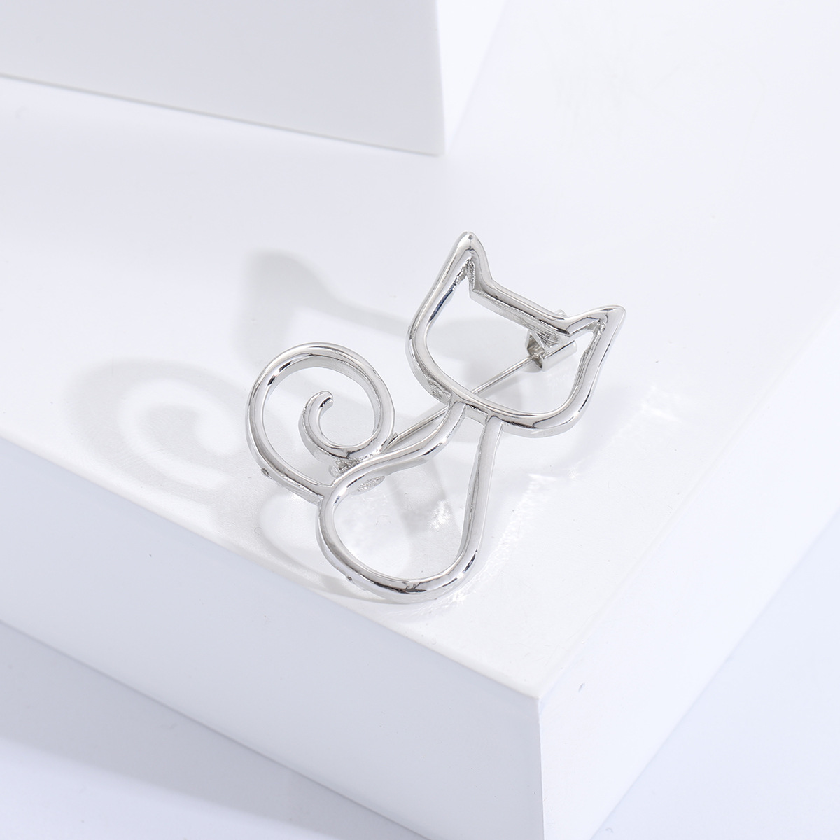 All Seasons Season Basic Pin Cat Alloy Women's Brooches