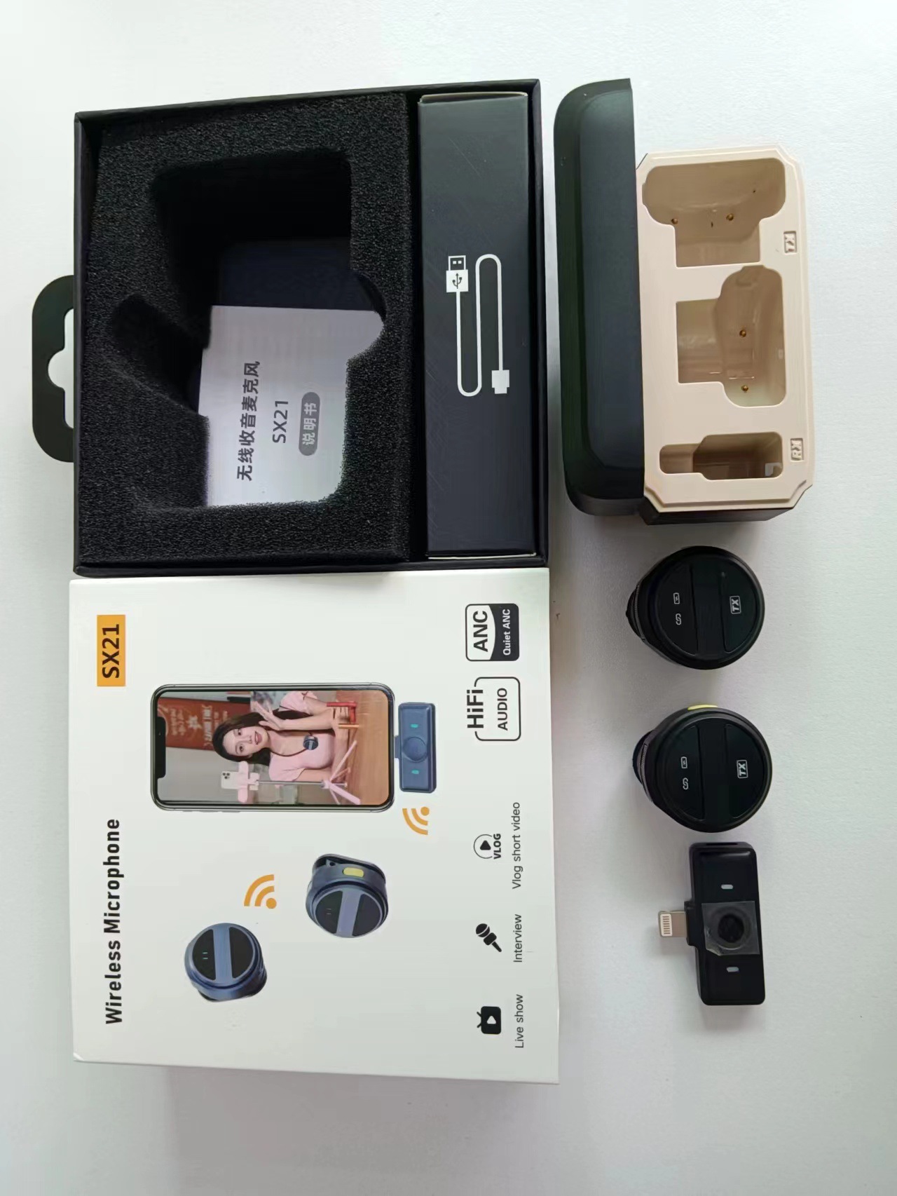 Suministro transfronterizo micrófono de clip de cuello inalámbrico SX21 uno a dos con micrófono de reverberación de reducción de ruido de radio de almacenamiento de carga