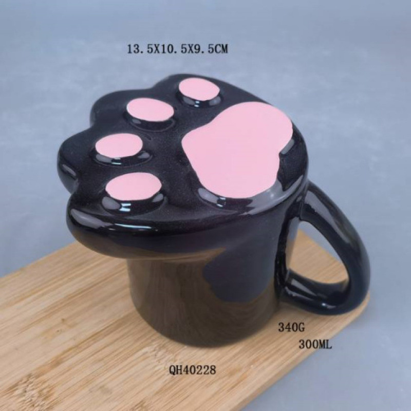 Taza de garra de gato rosa de cerámica